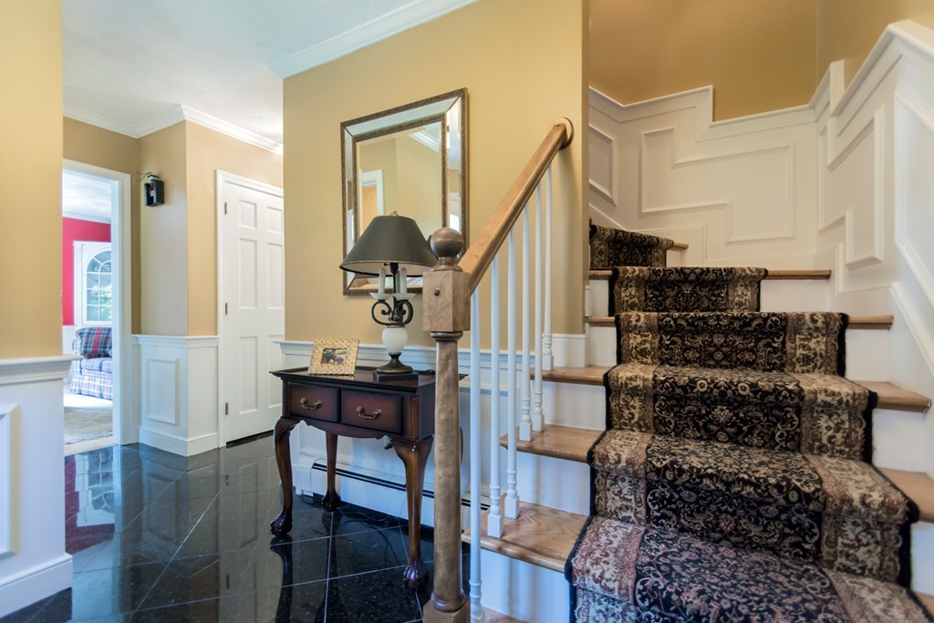 10 Blood Road Andover, MA 01810 - Photo 3 of 16 Gallery Image 3