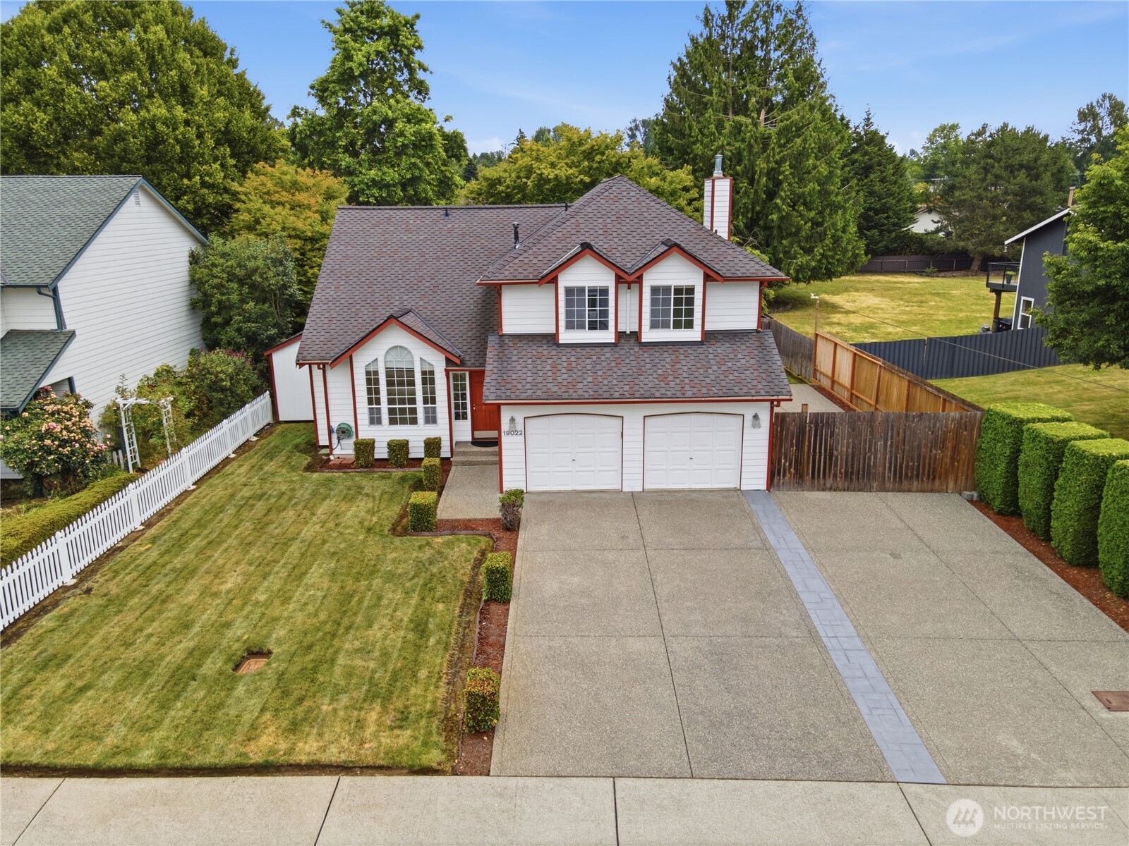 19022 102nd Avenue Southeast Renton, WA 98055 - Photo 2 of 36