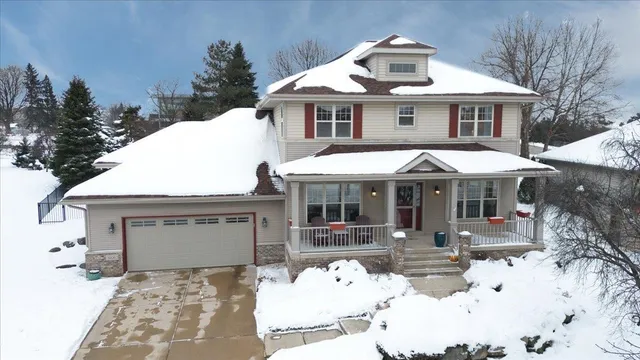 $564,900 | 6106 Fredericksburg Lane, Madison, WI 53718