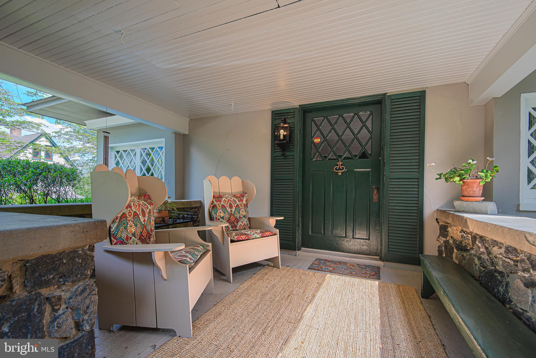 Prairie box porch