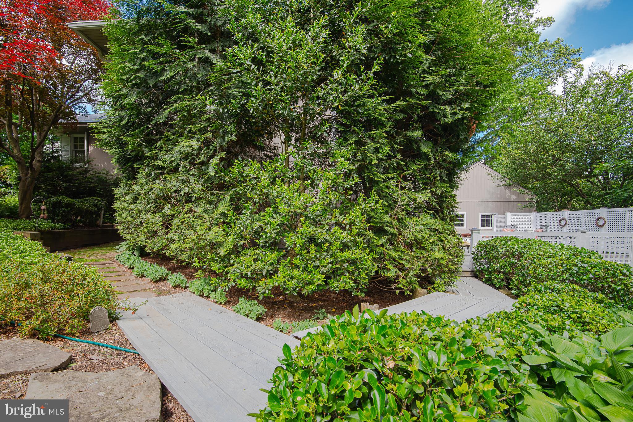 1506 Berwick Road Baltimore, MD 21204 - Photo 47 of 60 Walkway through garden
