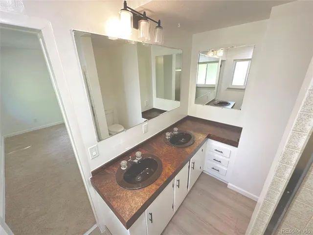 $509,999 | 423 Empire Street, Aurora, CO 80010