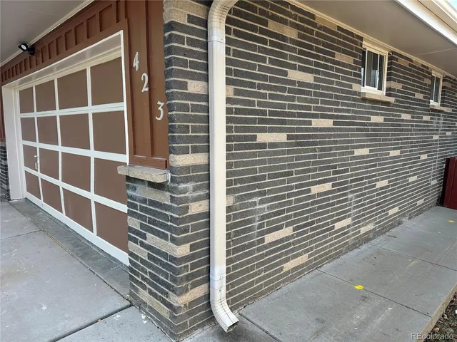 $509,999 | 423 Empire Street, Aurora, CO 80010