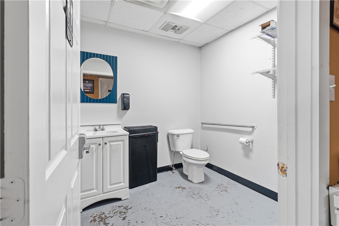 620 Killingly Street Johnston, RI 02919 - Photo 8 of 33 Gallery Image 8