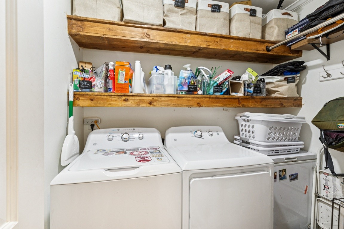 210 Cherokee Road Nashville, TN 37205 - Photo 10 of 56 a utility room with dryer and washer
