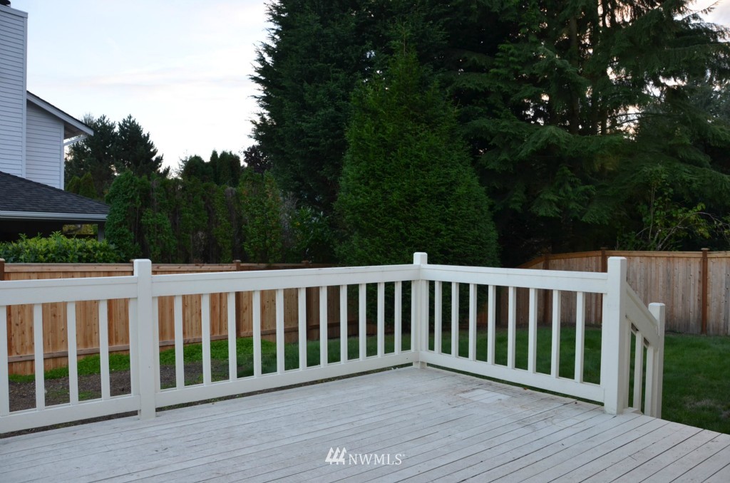 3128 209th Street Southeast Bothell, WA 98021 - Photo 17 of 22