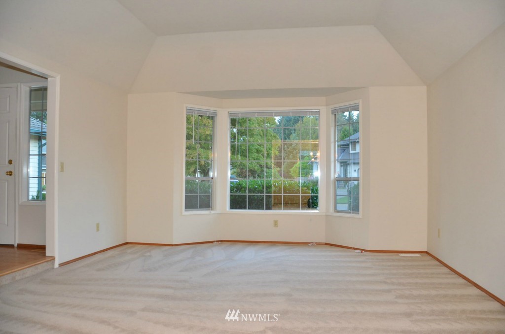 3128 209th Street Southeast Bothell, WA 98021 - Photo 9 of 22