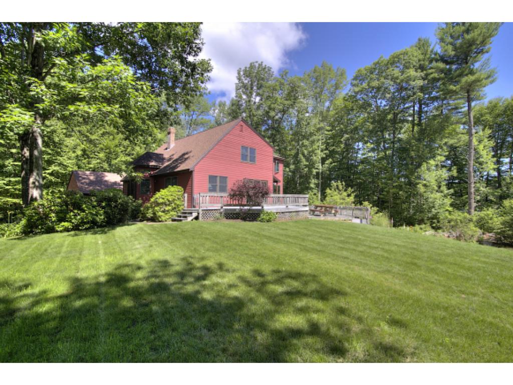 488 East Dunbarton Road Goffstown, NH 03045 - Photo 2 of 36