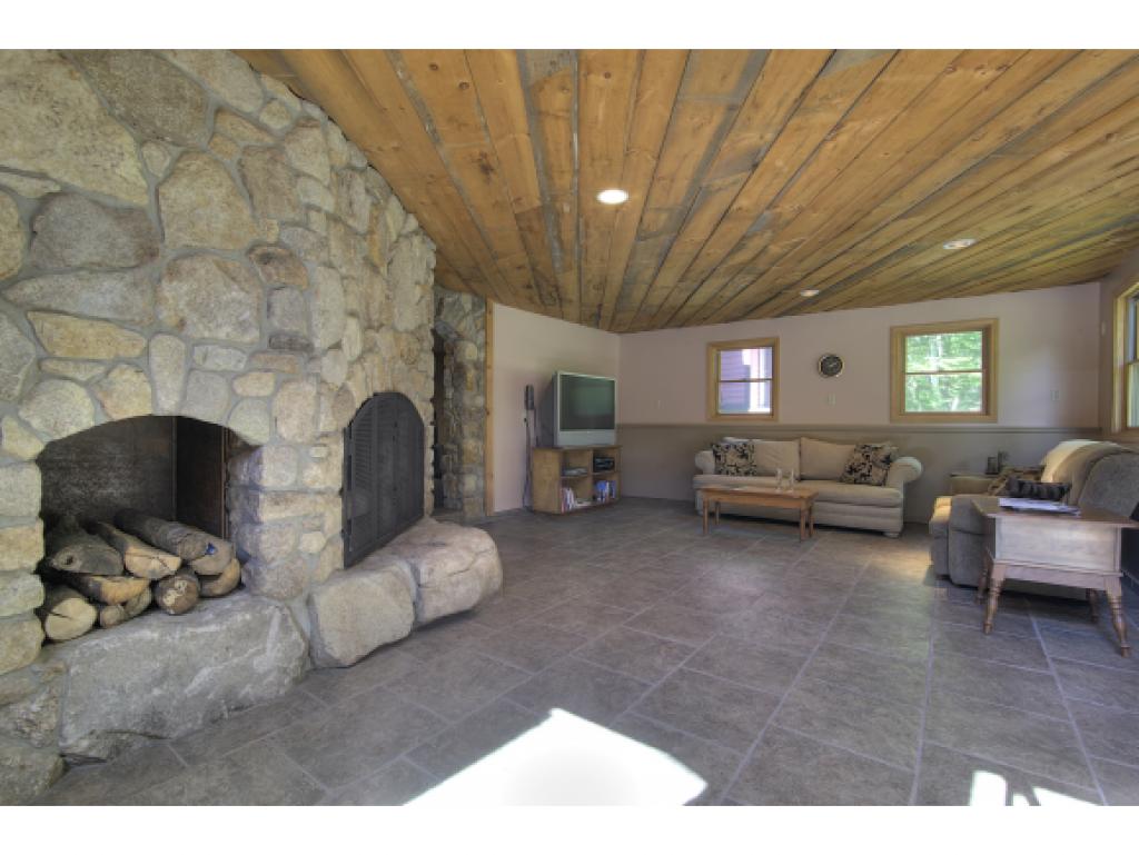 488 East Dunbarton Road Goffstown, NH 03045 - Photo 7 of 36