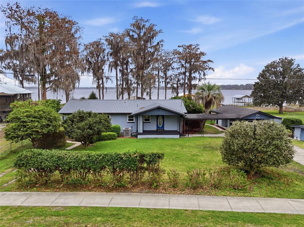 8096 Southwest County Road 18 Hampton, FL 32044 - Photo 1 of 60