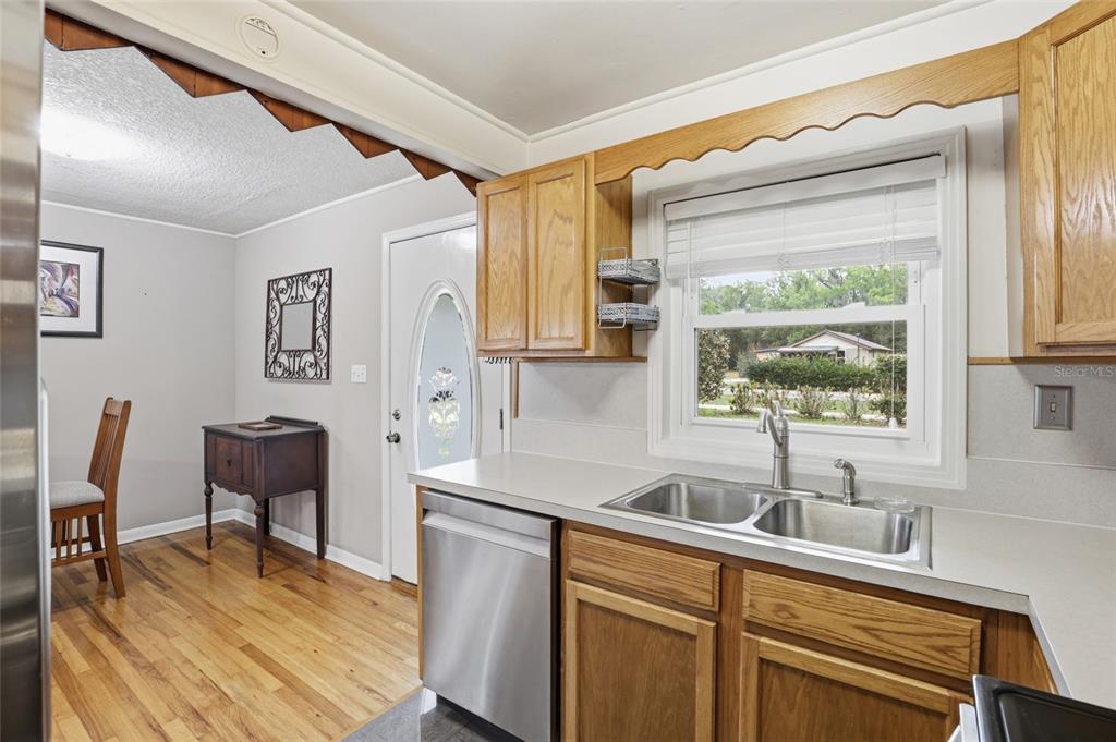 8096 Southwest County Road 18 Hampton, FL 32044 - Photo 12 of 60