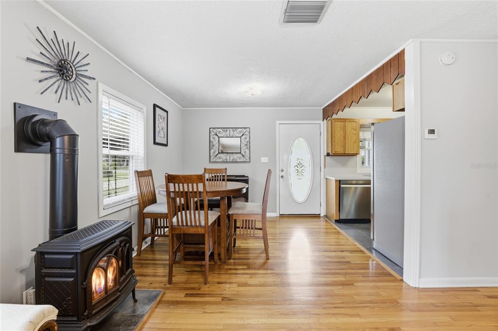 8096 Southwest County Road 18 Hampton, FL 32044 - Photo 14 of 60