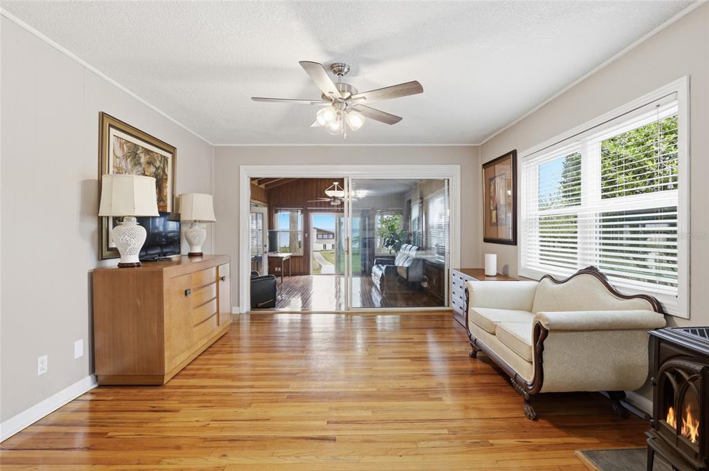 8096 Southwest County Road 18 Hampton, FL 32044 - Photo 17 of 60