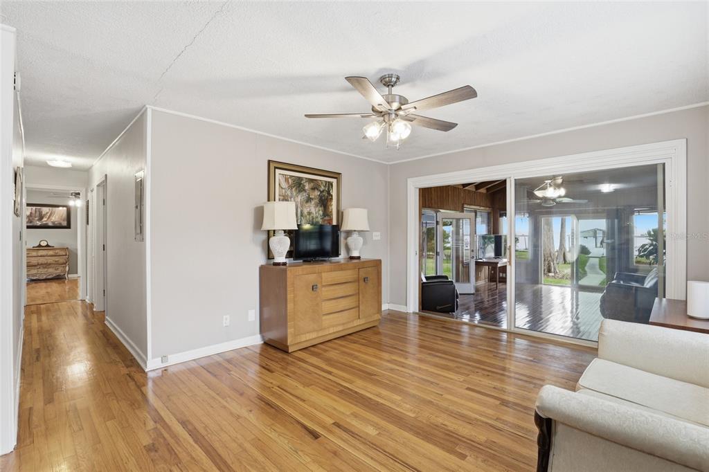 8096 Southwest County Road 18 Hampton, FL 32044 - Photo 19 of 60