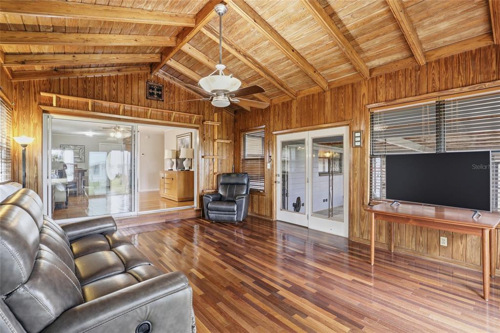 8096 Southwest County Road 18 Hampton, FL 32044 - Photo 20 of 60