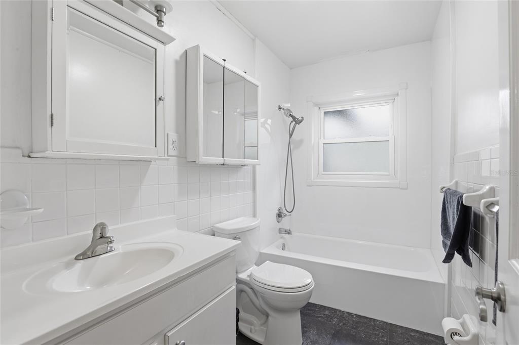 8096 Southwest County Road 18 Hampton, FL 32044 - Photo 24 of 60