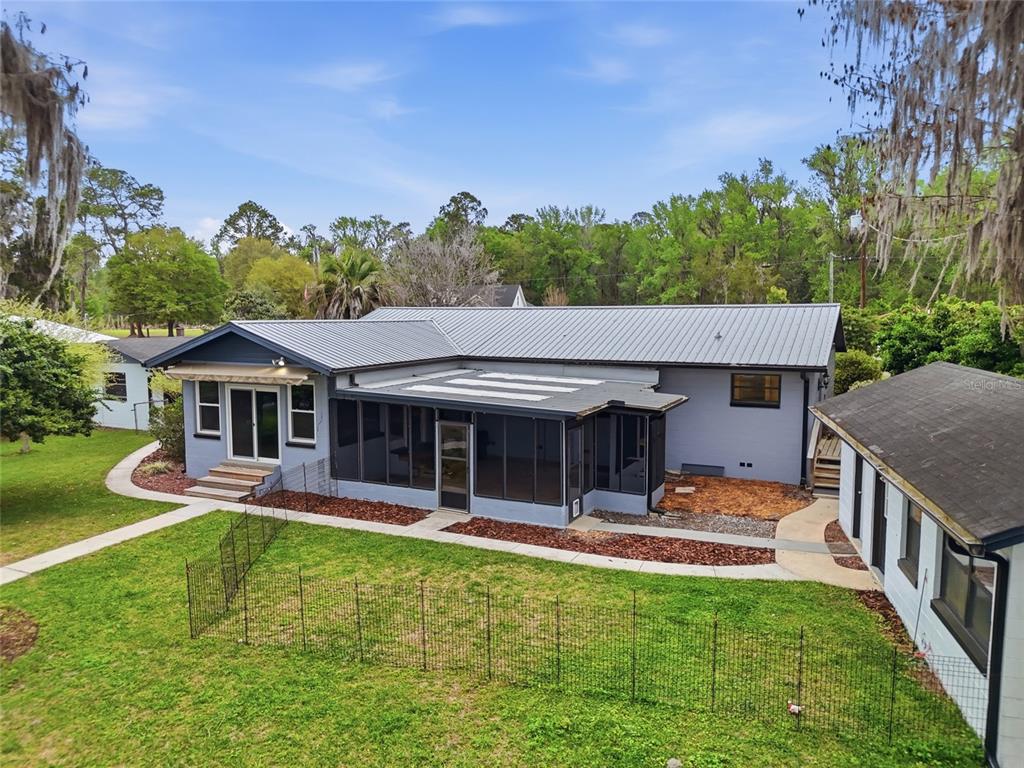 8096 Southwest County Road 18 Hampton, FL 32044 - Photo 42 of 60