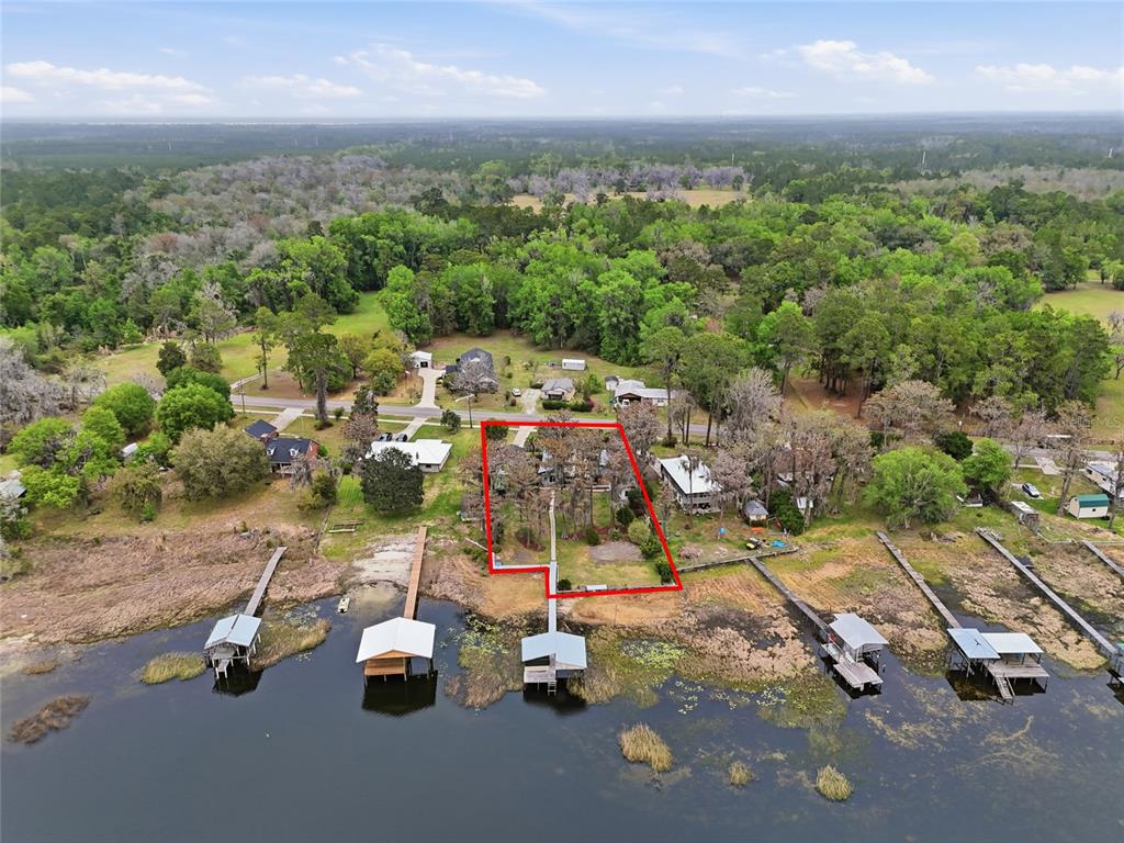 8096 Southwest County Road 18 Hampton, FL 32044 - Photo 5 of 60