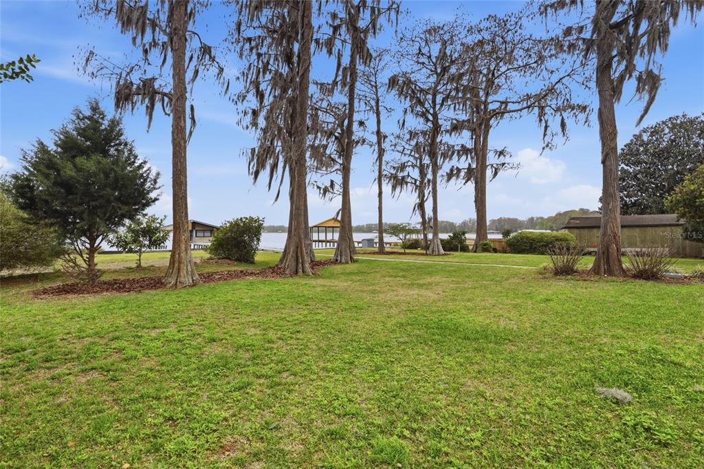 8096 Southwest County Road 18 Hampton, FL 32044 - Photo 52 of 60