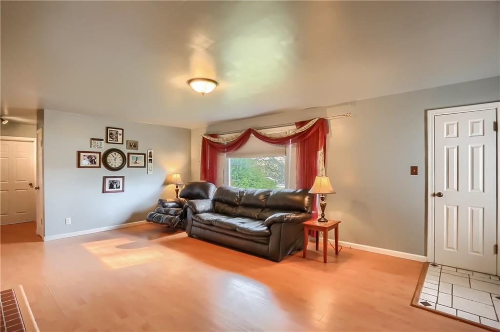 1233 North Main St Extension Butler, PA 16001 - Photo 5 of 23 Gallery Image 5
