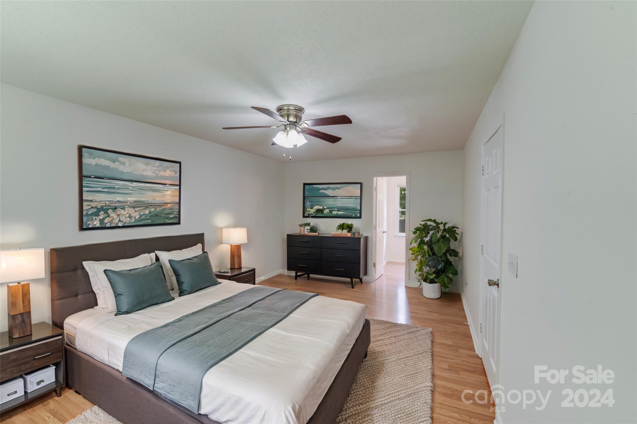 911 Foxborough Road Charlotte, NC 28213 - Photo 16 of 33