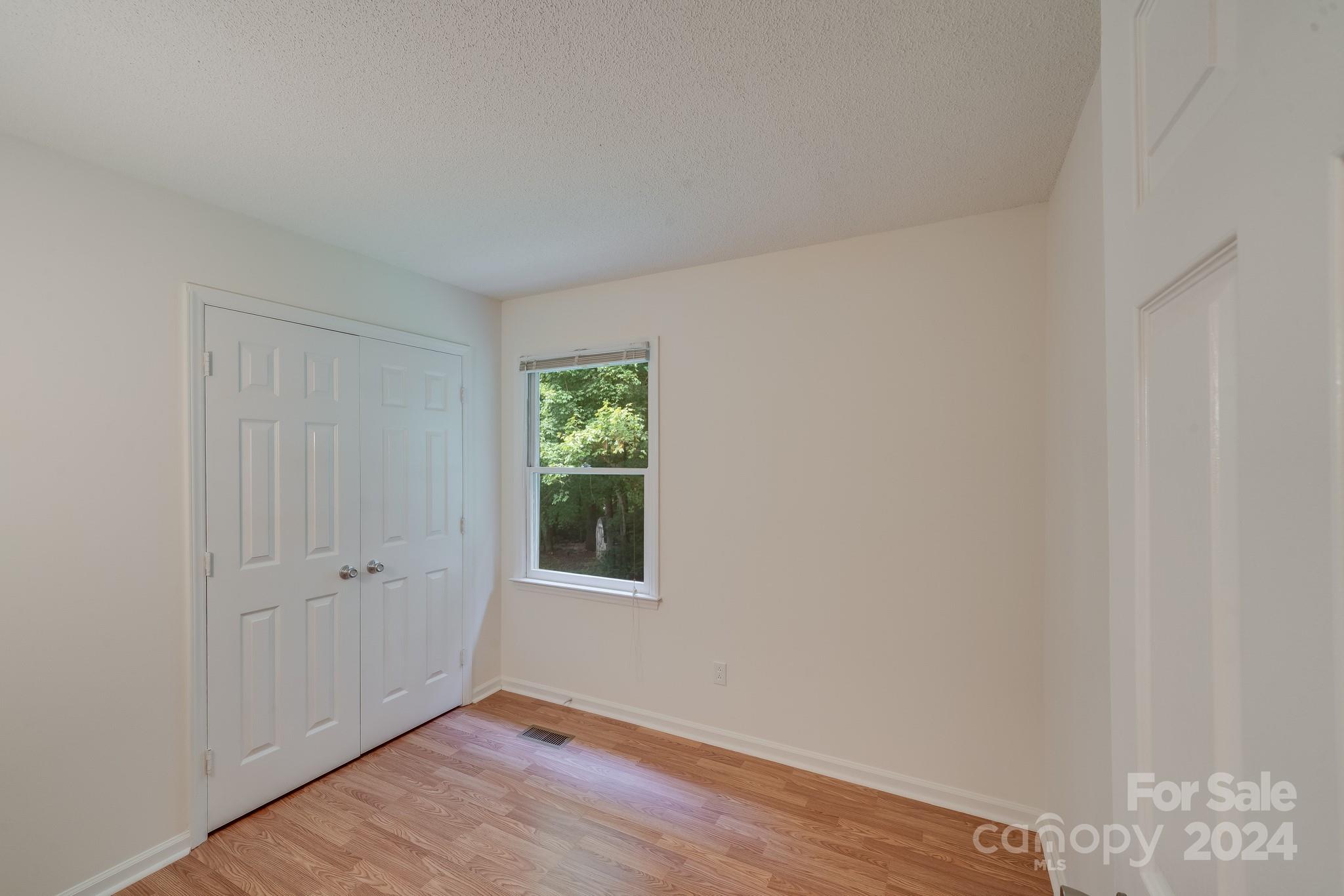 911 Foxborough Road Charlotte, NC 28213 - Photo 17 of 33