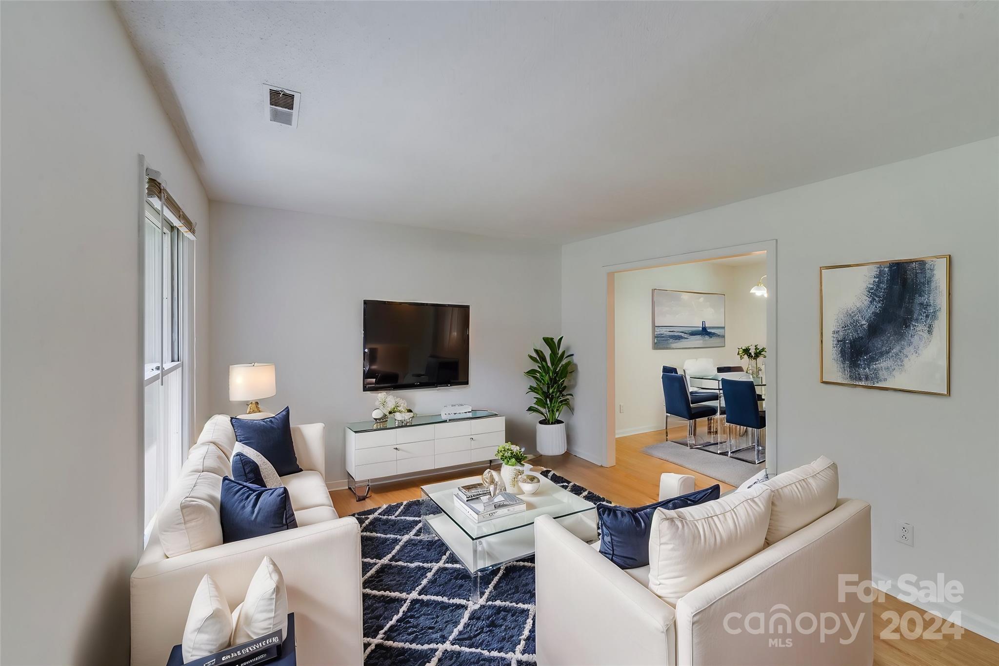 911 Foxborough Road Charlotte, NC 28213 - Photo 6 of 33