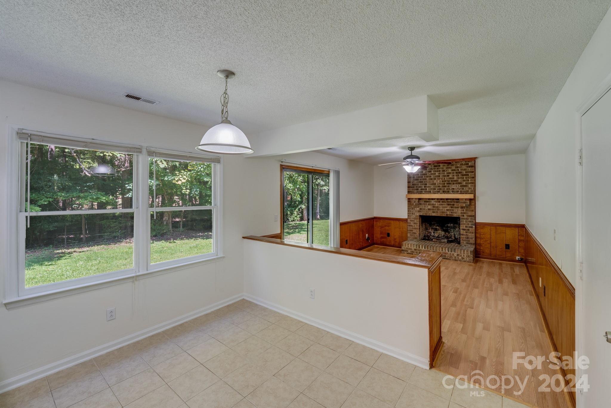 911 Foxborough Road Charlotte, NC 28213 - Photo 9 of 33