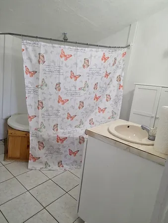 $350,000 | 10 Bates Hill Road, Sturbridge, MA 01518