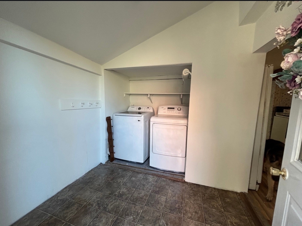 10 Bates Hill Road Sturbridge, MA 01518 - Photo 20 of 29