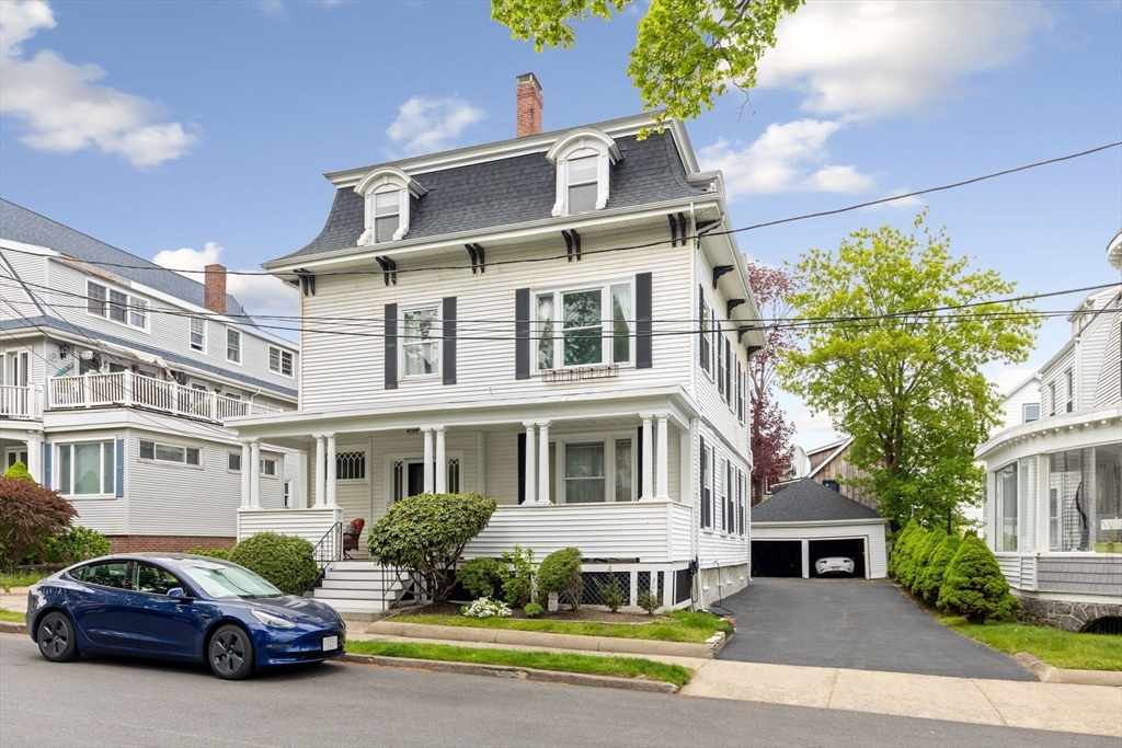 16 Peirce Road, Unit 3 Lynn, MA 01902 - Photo 1 of 20 Gallery Image 1