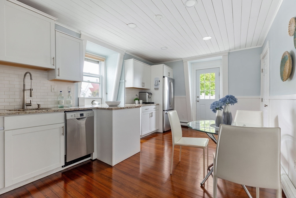 16 Peirce Road, Unit 3 Lynn, MA 01902 - Photo 5 of 20 Gallery Image 5