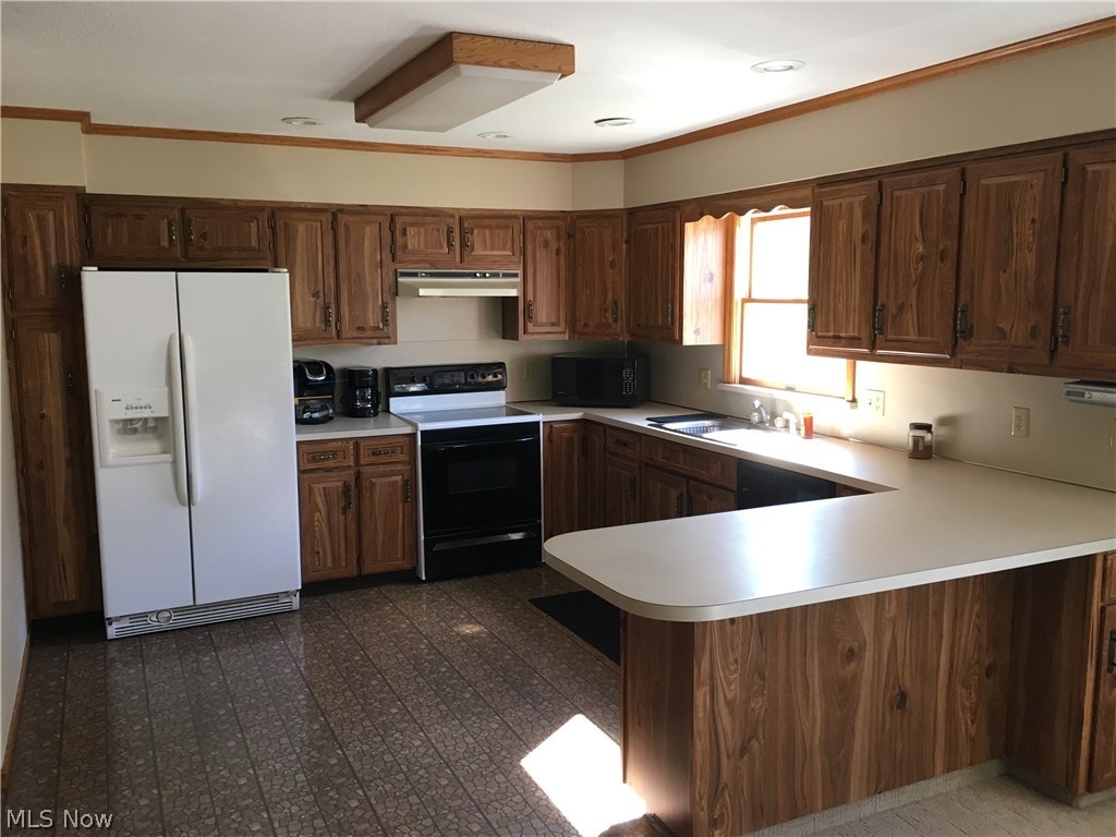 3357 Simpson Road Southeast Dennison, OH 44621 - Photo 5 of 30