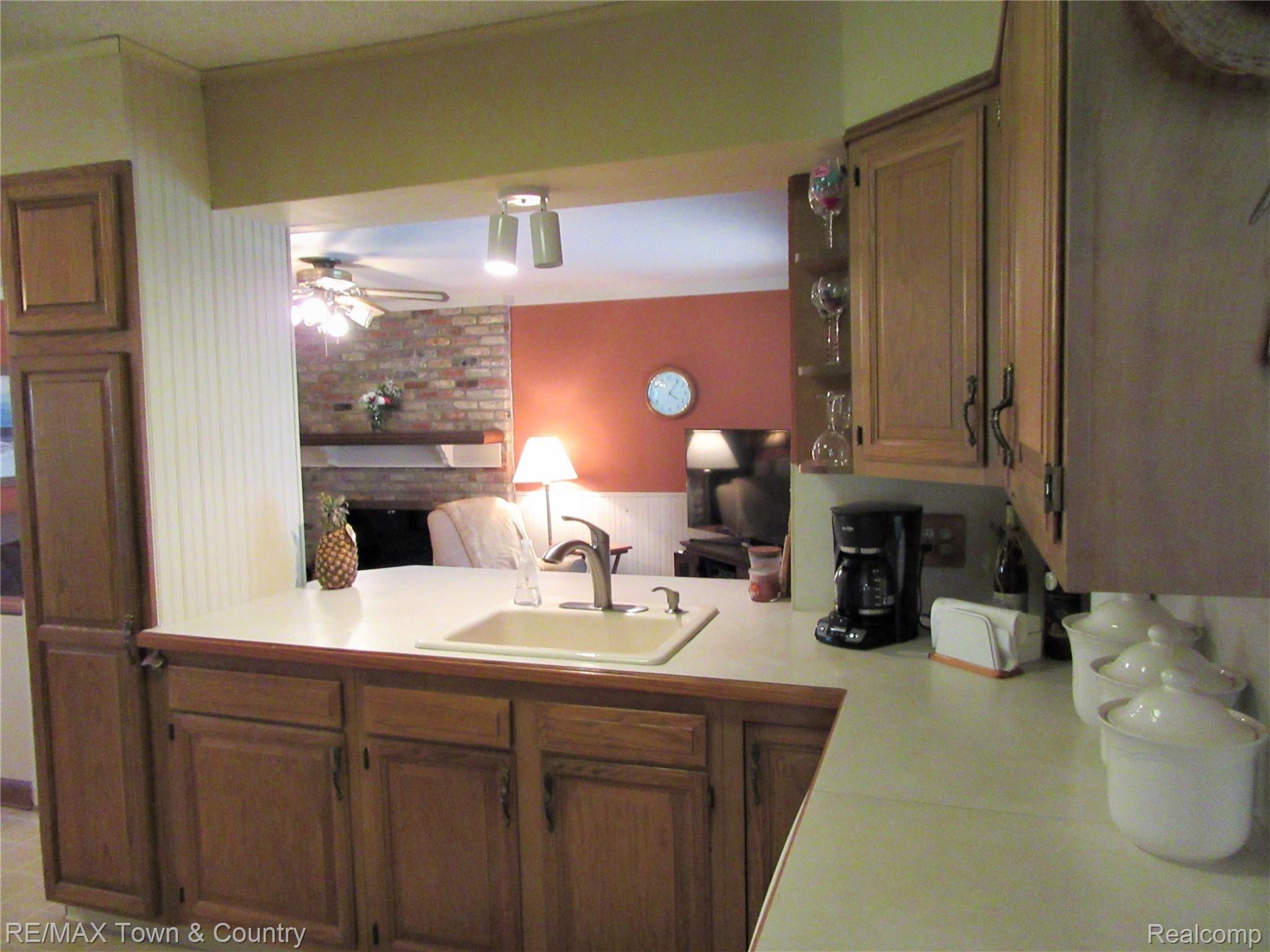 1021 Stonehenge Road Flint, MI 48532 - Photo 11 of 30 stone kit.jpg