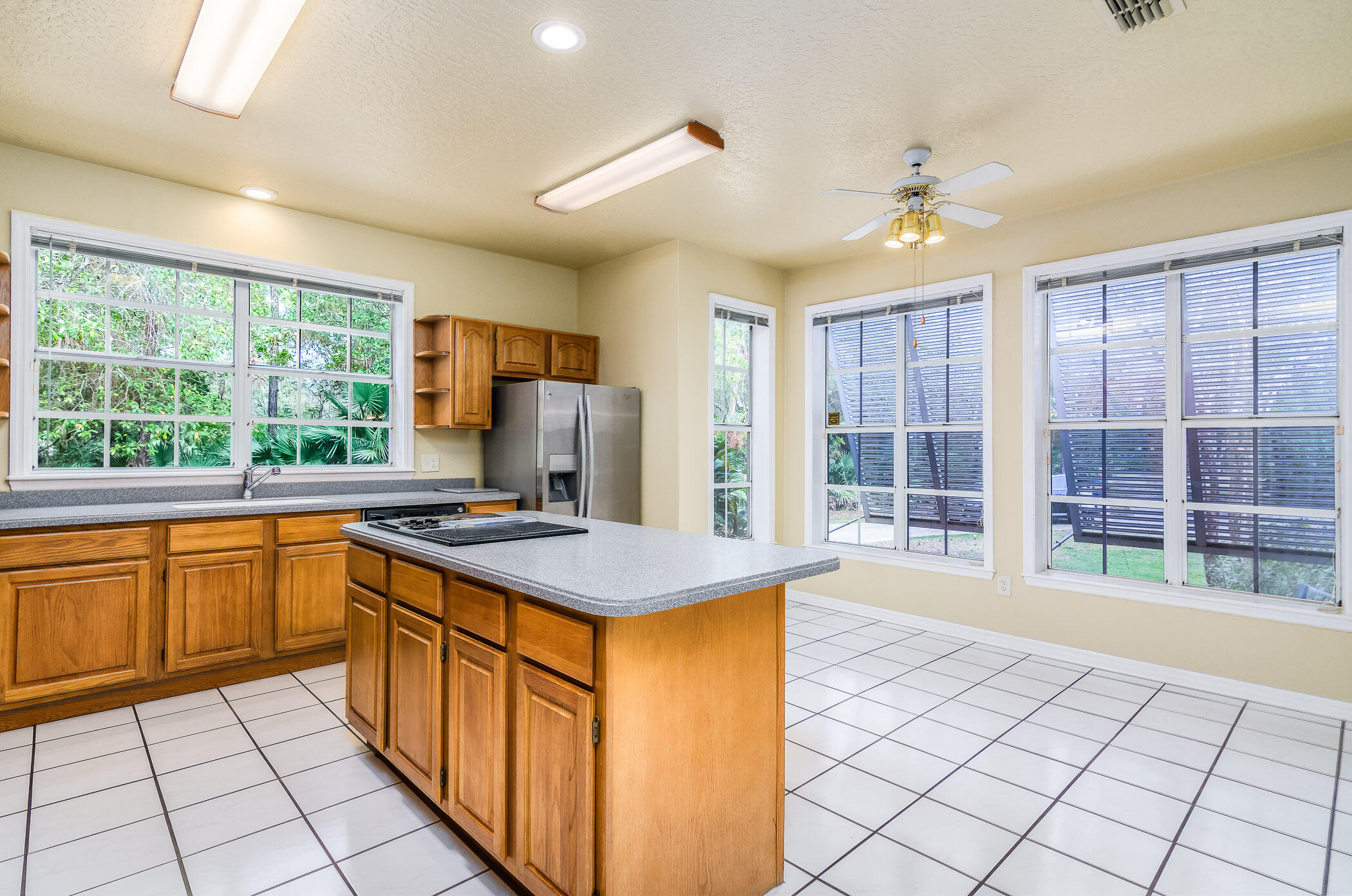1840 Cox Road Cocoa, FL 32926 - Photo 21 of 72 Kitchen w/ breakfast nook