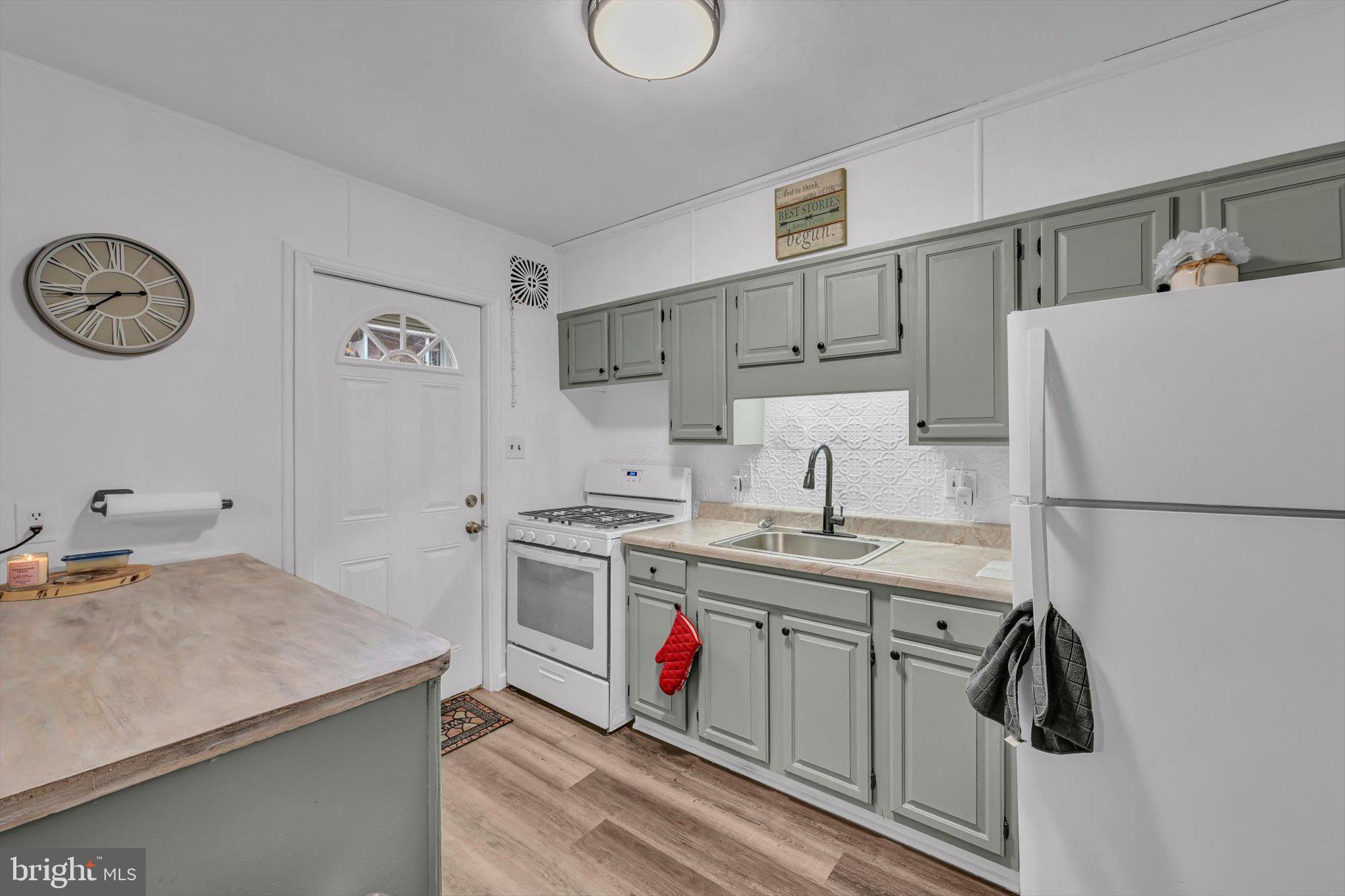 1425 North 13th Street Reading, PA 19604 - Photo 9 of 27