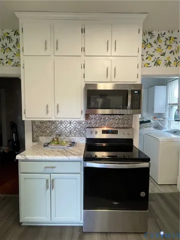 $349,900 | 145 Carroll Avenue, Colonial Heights, VA 23834