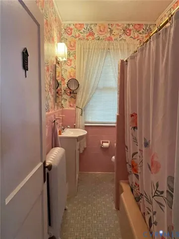 $349,900 | 145 Carroll Avenue, Colonial Heights, VA 23834