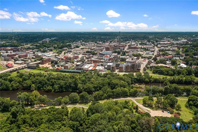 $349,900 | 145 Carroll Avenue, Colonial Heights, VA 23834