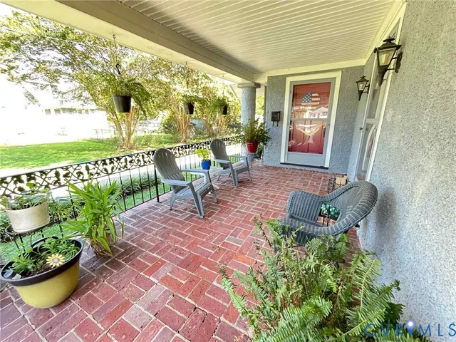 $349,900 | 145 Carroll Avenue, Colonial Heights, VA 23834