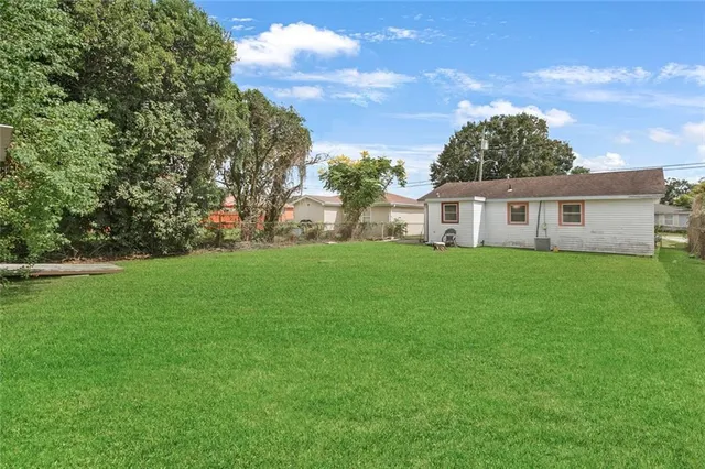 $149,000 | 52 Creagan Avenue, Gretna, LA 70053