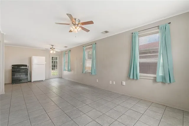 $149,000 | 52 Creagan Avenue, Gretna, LA 70053