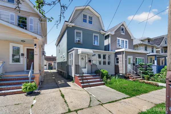 $499,000 | 453 Compton Avenue, Perth Amboy, NJ 08861