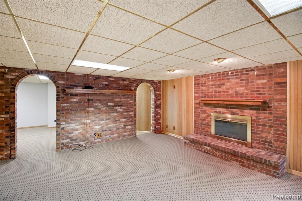 2043 Kemp Road Bloomfield Hills, MI 48302 - Photo 29 of 40