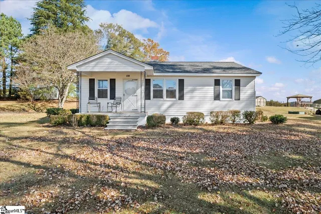 $195,000 | 230 Holly Springs Church Road, Inman, SC 29349