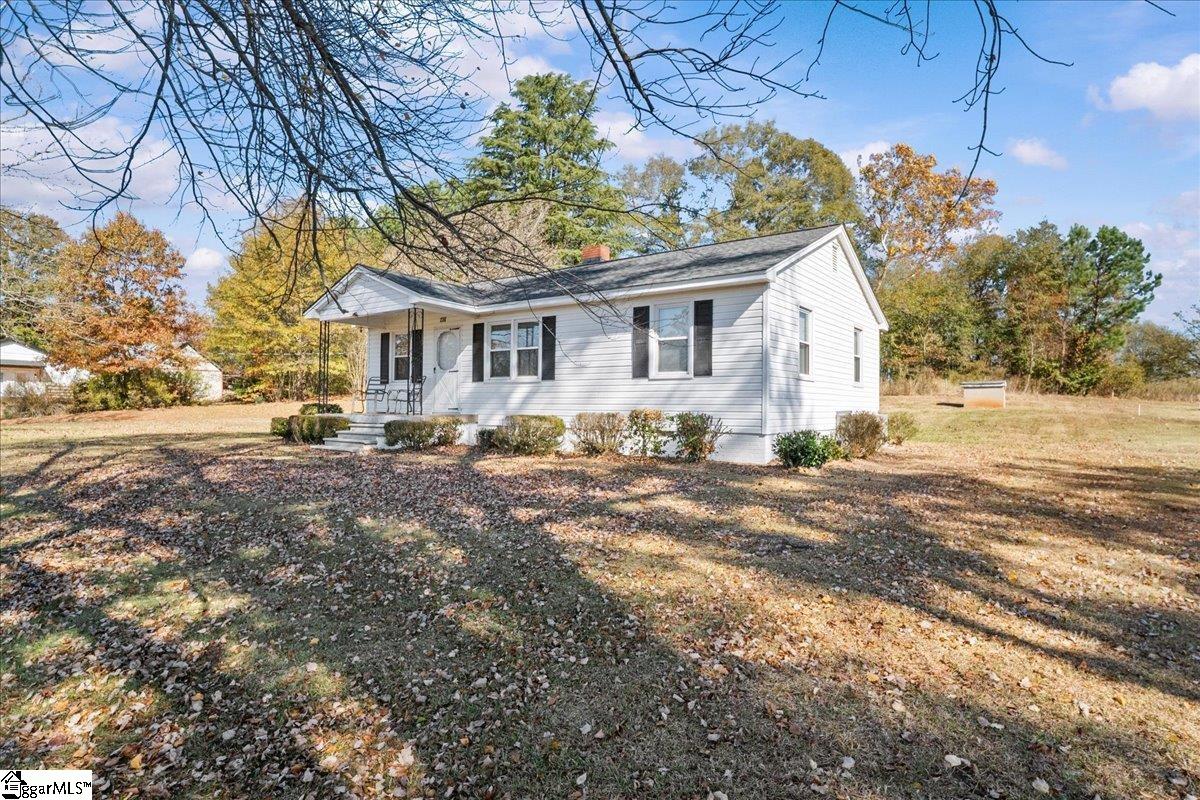 230 Holly Springs Church Road Inman, SC 29349 - Photo 3 of 27