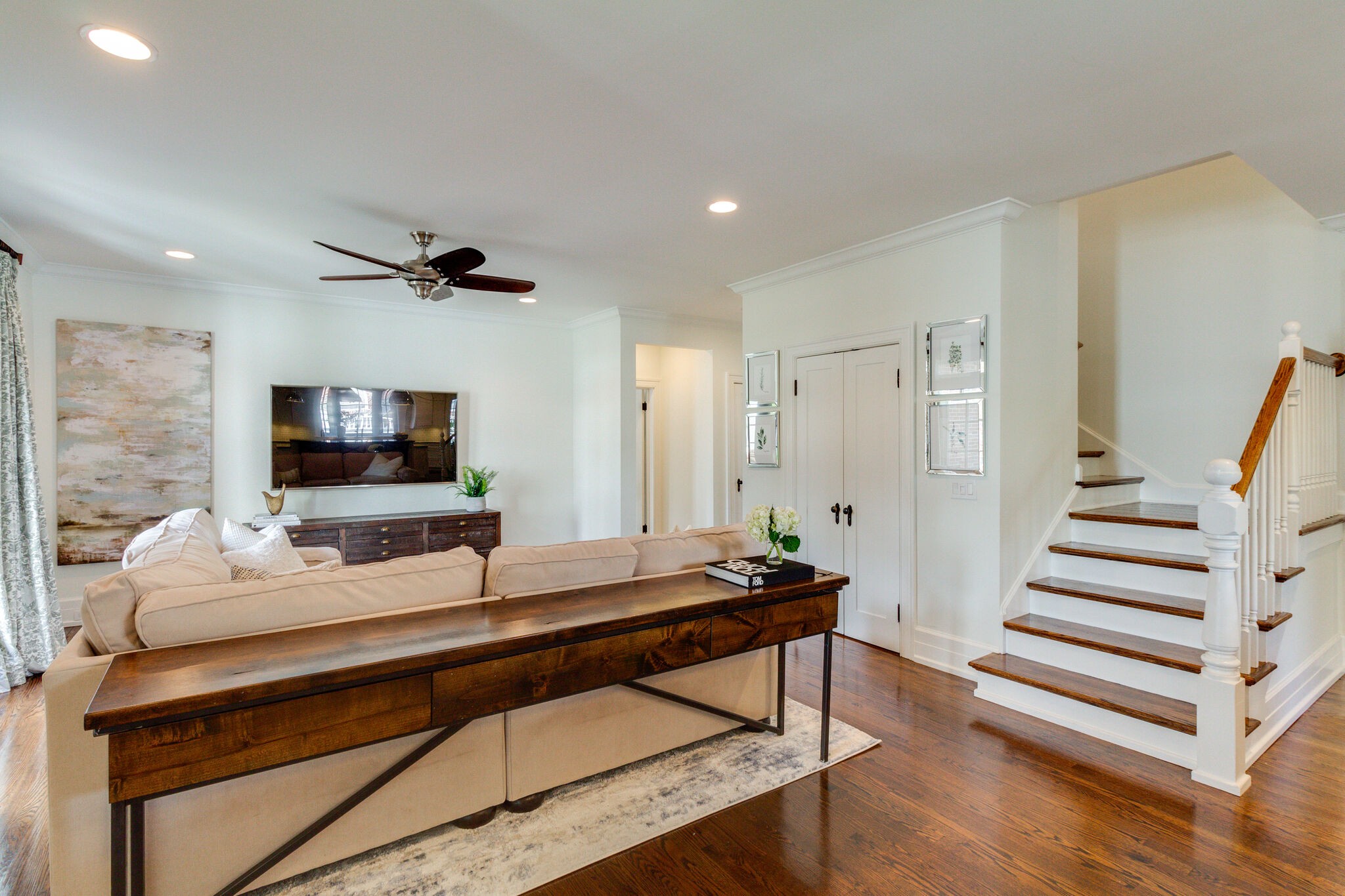 116 Mockingbird Road Nashville, TN 37205 - Photo 23 of 43 a living room with furniture and a flat screen tv