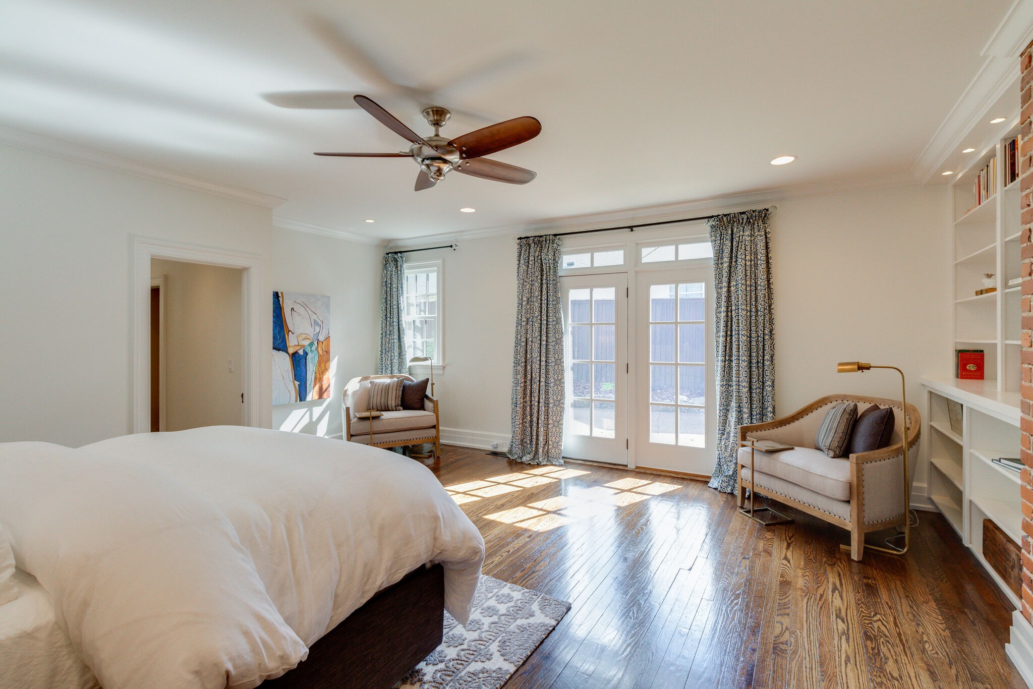 116 Mockingbird Road Nashville, TN 37205 - Photo 26 of 43 a bedroom with a bed and a couch