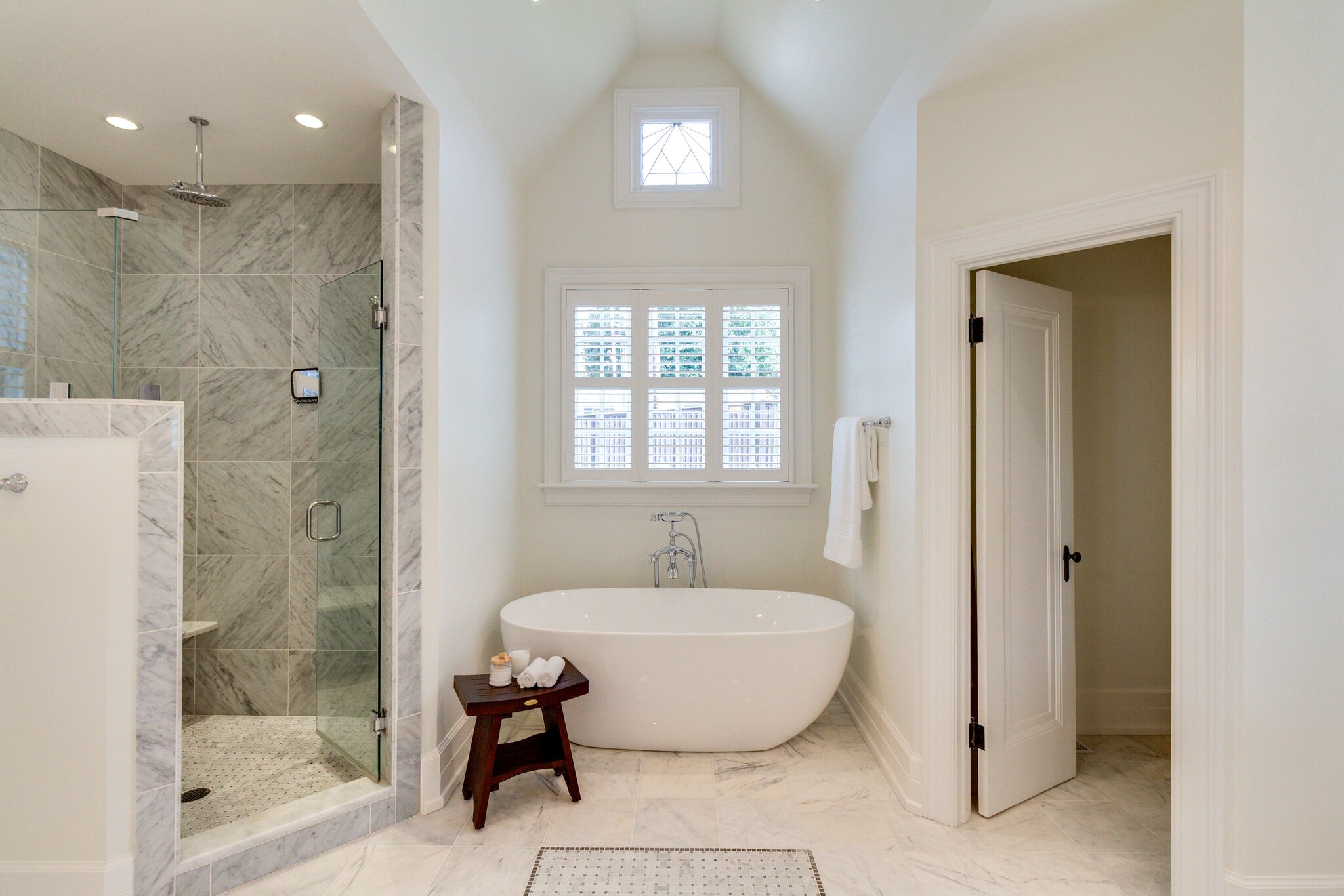 116 Mockingbird Road Nashville, TN 37205 - Photo 28 of 43 a bathroom with a granite countertop sink a mirror and a bathtub