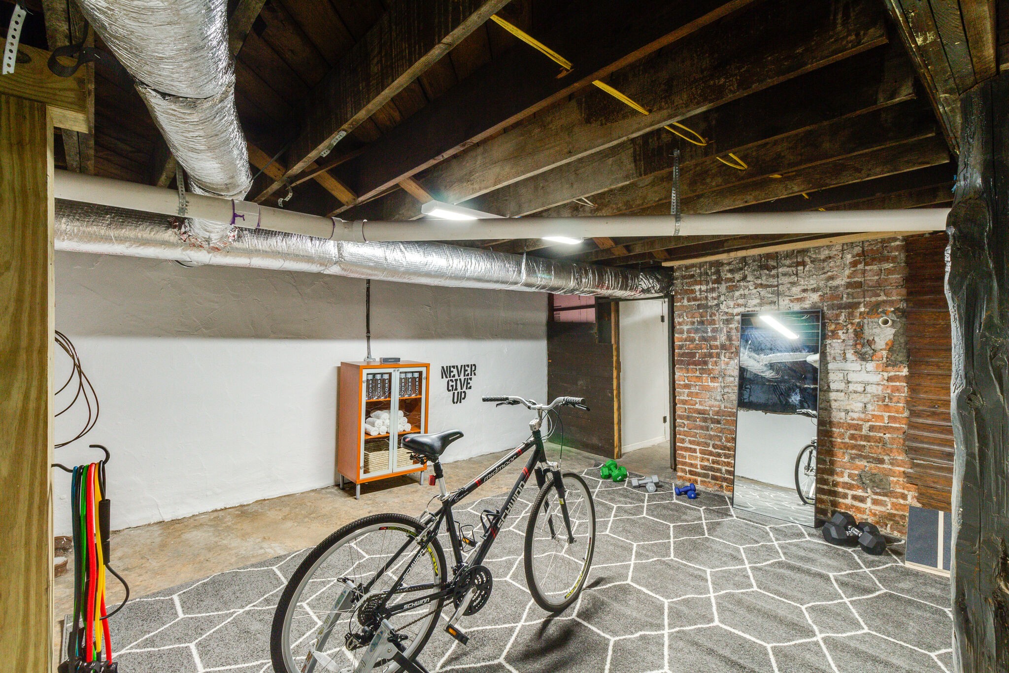 116 Mockingbird Road Nashville, TN 37205 - Photo 38 of 43 a view of an outdoor space